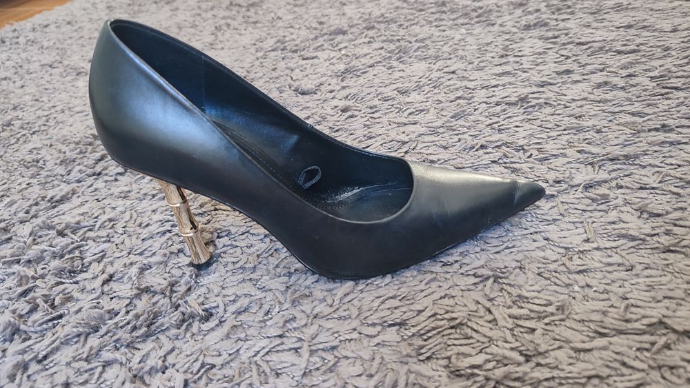Sapatos vários em óptimo estado