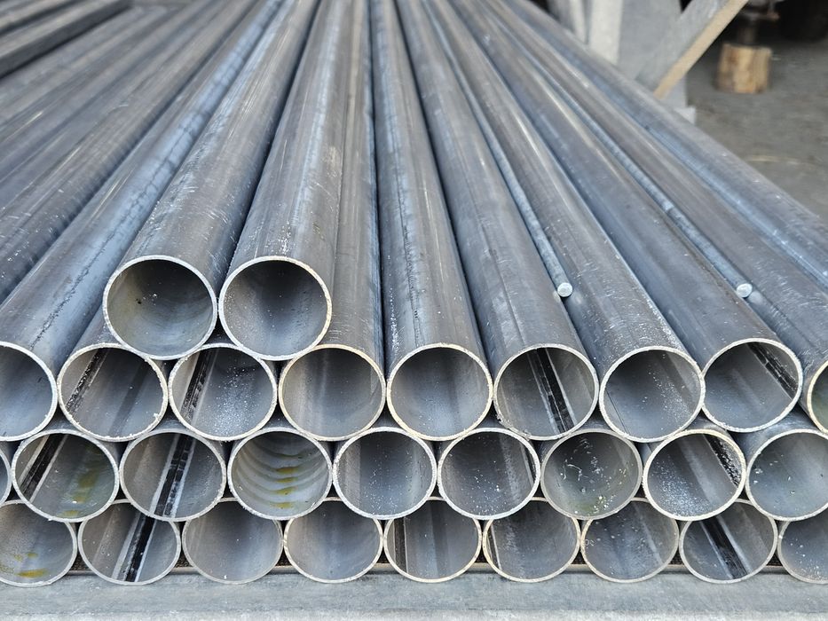 Rury, słupki ocynkowane od 7 zł /m