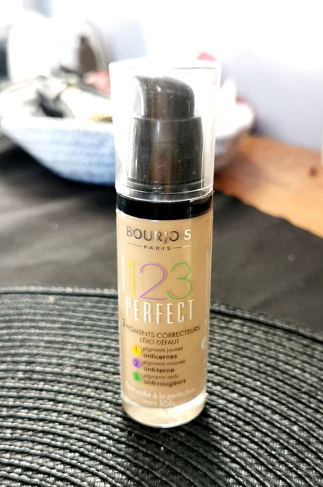 Podkład Bourjois 123 kolor 53 Light Beige