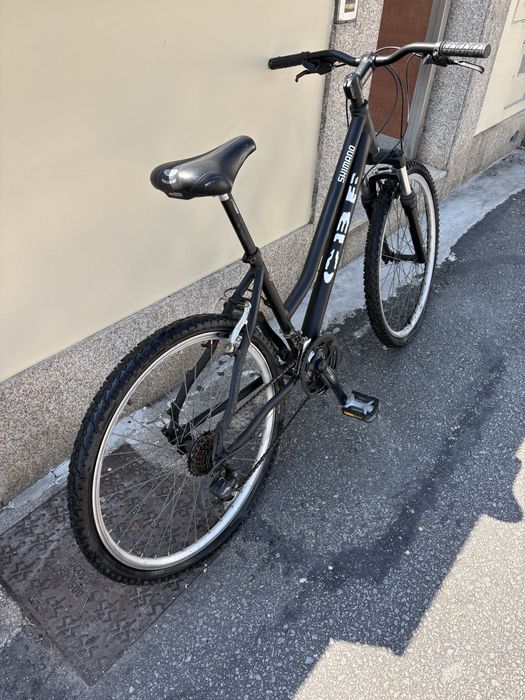 Bicicleta Shimano 26” com Suspensão – Excelente Estado