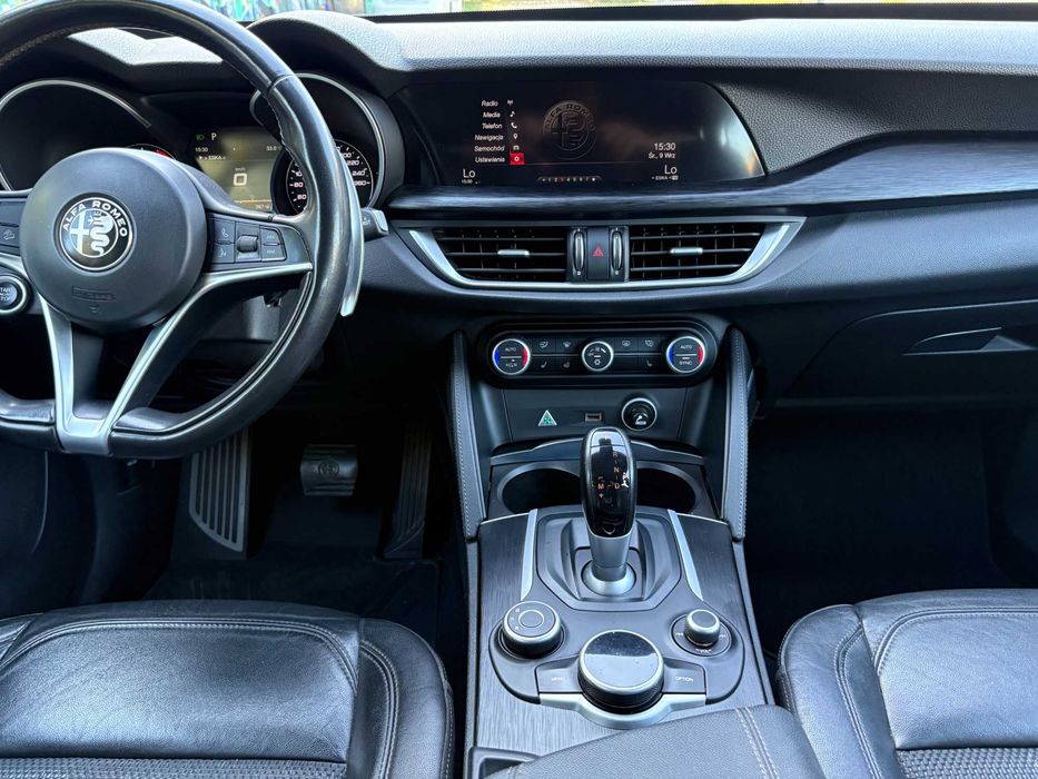Alfa Romeo Stelvio 4x4,  2,2 diesel,  210KM, zadbany serwisowany