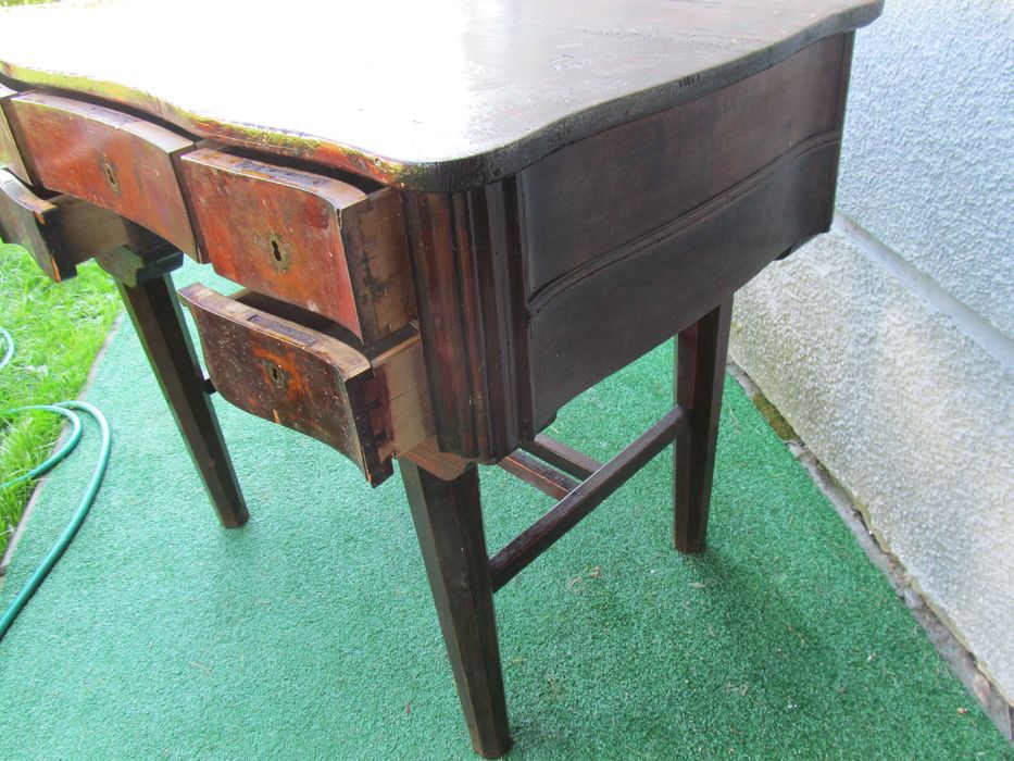 Stare małe biurko damskie, biedermeier ?