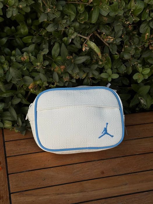 Сумка Jordan Monogram через плечо черная барсетка Джордан 23 монограм | Барсетка Джордан Монограм беля кожаная мужская через плечо черная сумка Jordan