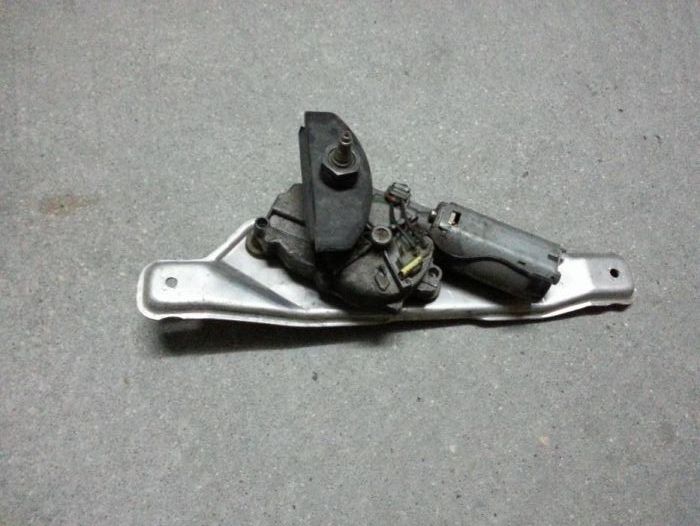 Motor limpa vidros traseiro Seat /VW