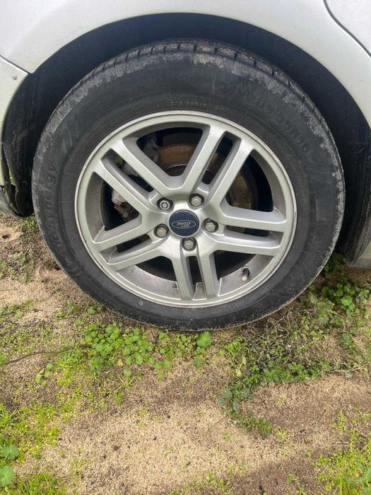 Vendo Ford Focus C-Max para peças, com motor avariado