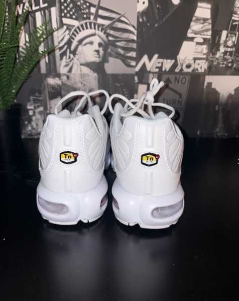 Nike Air Max TN Plus Biały R. 38