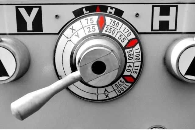 Універсальний токарний верстат токарный станок MAST 460x1500