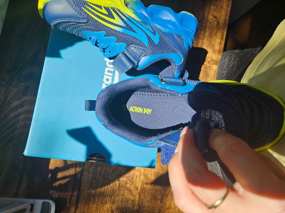 Nowe Buty Action Boy Niebieskie r. 31