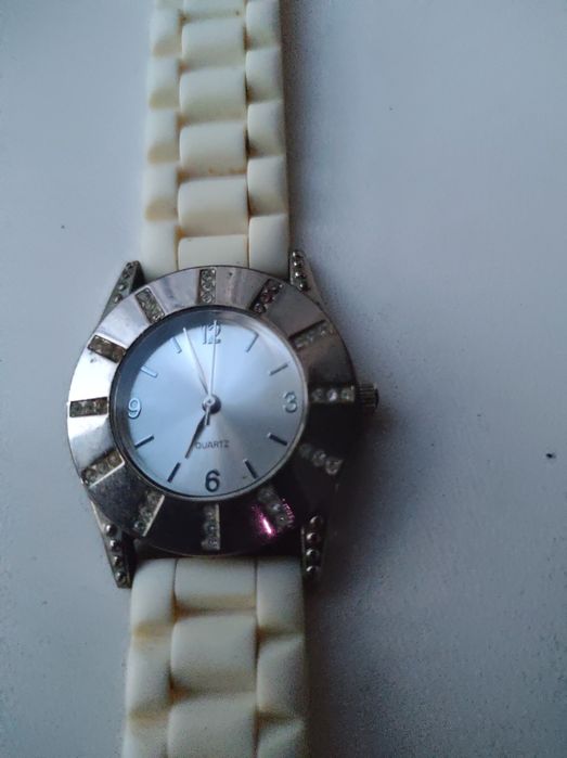 Жіночі часи Eternal Lowe