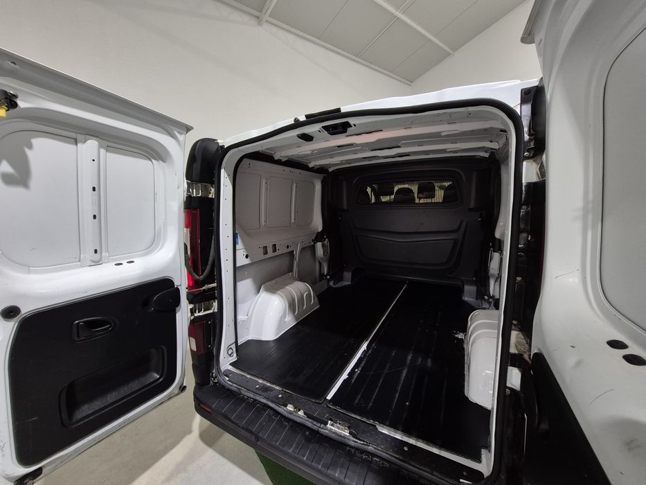 Renault Trafic 2.0DCI - 6 LUGARES - 76.000KM | GARANTIA | NACIONAL