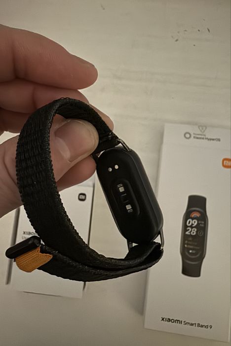 Продам оригінальні Xiaomi mi band 9 (часи) в гарному стані.