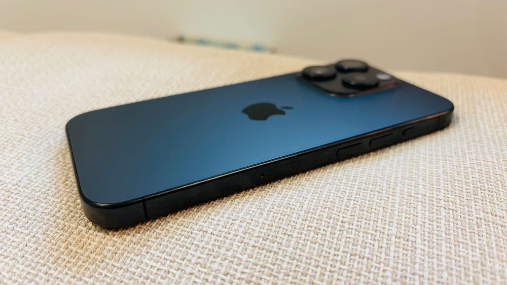 iPhone 15 Pro 512GB – Azul Titânio – Excelente estado