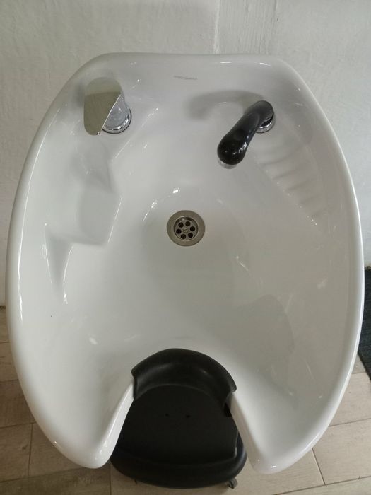 Мийка перукарська