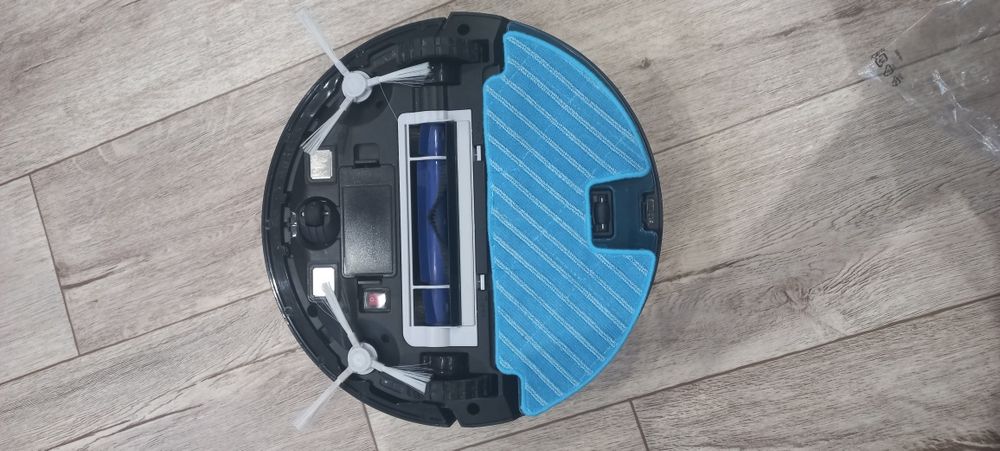 Продам робот-пилосос rowenta rr7755