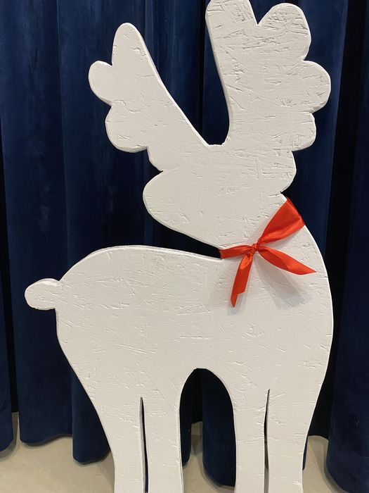 Renifer drewniane