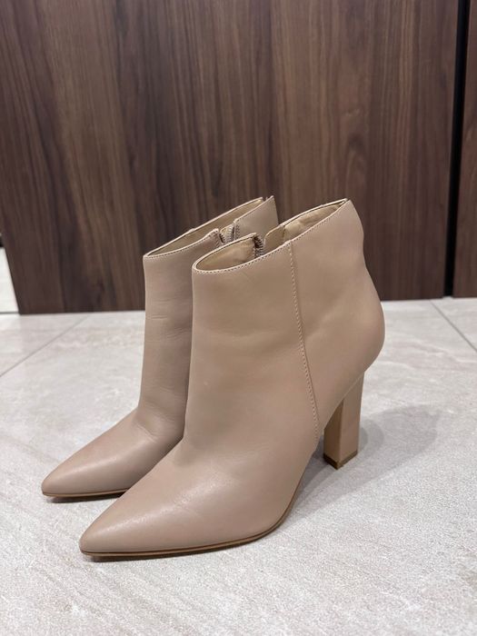 ботинки жіночі на каблуку,черевики на підборах,ботінки