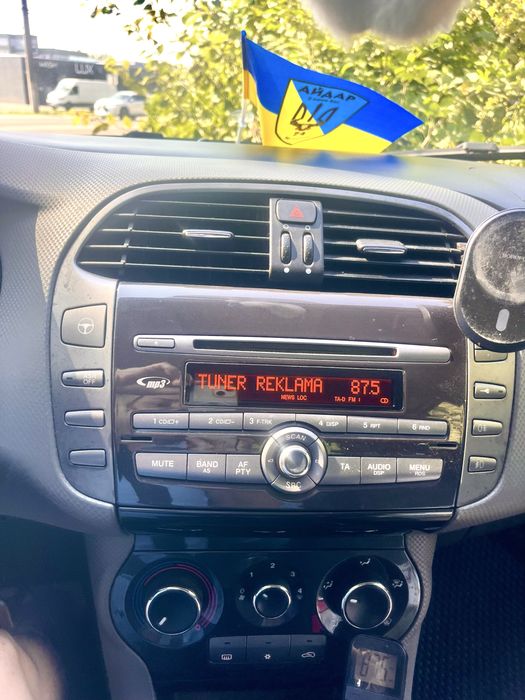 Fiat Bravo 2012, 1.6 MT