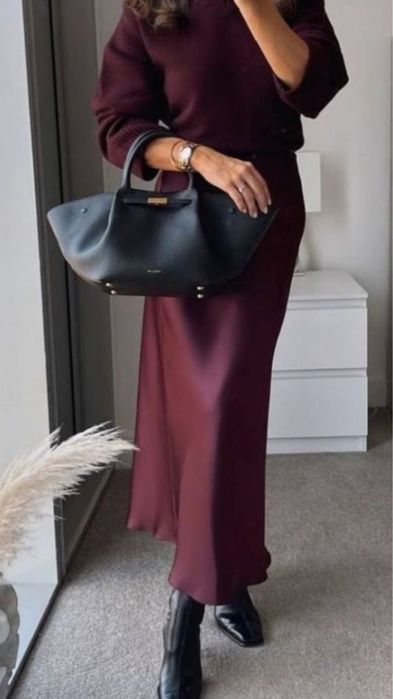 Атласні спідниці.Нові! від 40  до 58 розміру