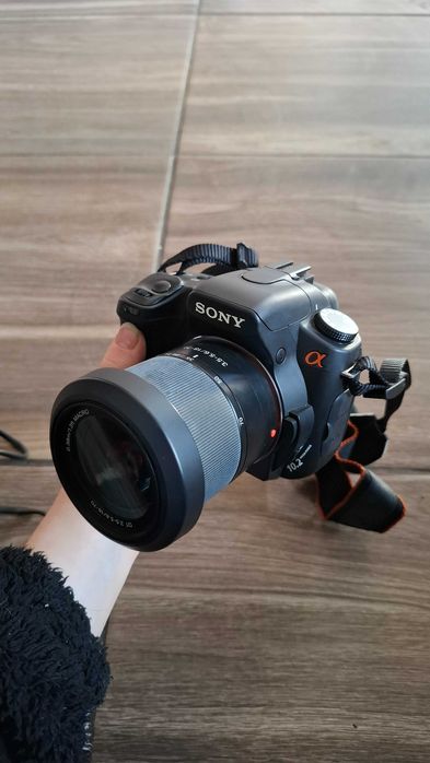 Aparat Sony alfa200