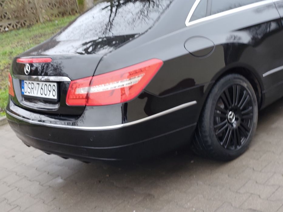 Mercedes- Benz klasa E Mercedes -Benz E 200 CGI turbo coupe