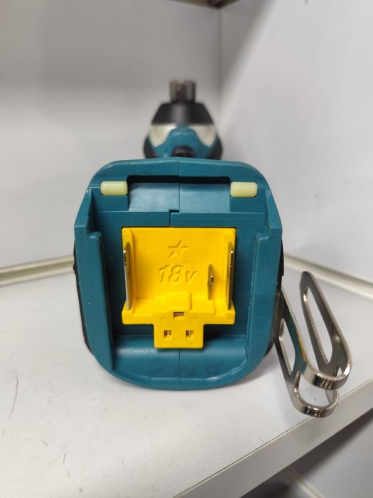 Makita DTD 152 імпакт Макіта оригінал ударний шуруповерт