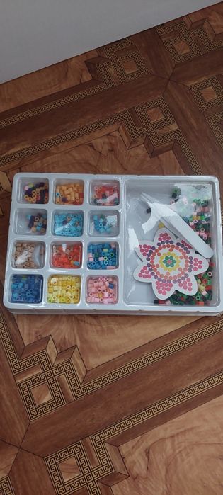 Продам детский набор бисера .