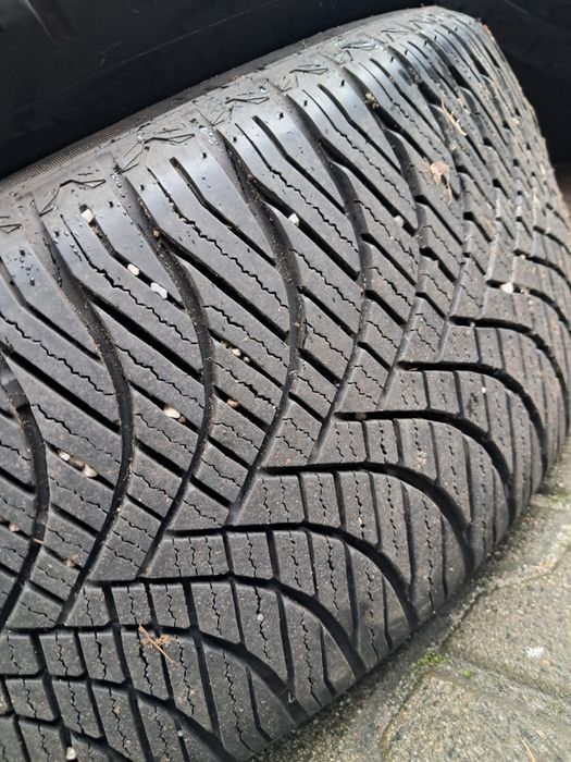 245/45r18 Goodride  2 sztuki 2023r