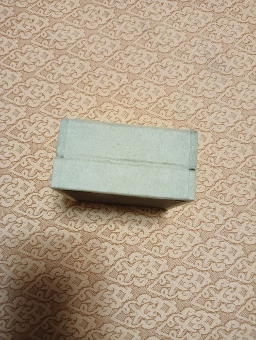 Упаковка Van Cleef.