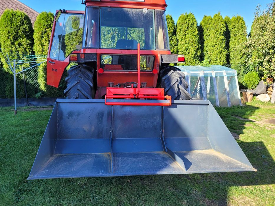 Łycha łyżka na tylny tuz do ciągnika z kiprem C 330 C36 DOWÓZ