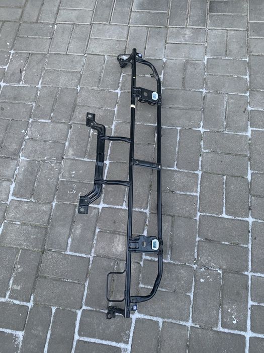 Кронштейн корпуса аккумуляторной батареи ВВБ Kia Niro 17-22 HEV, PHEV