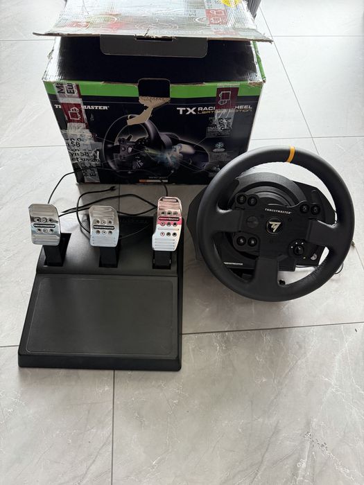 Kierownica Thrustmaster TX Racing Wheel Leather Edition
