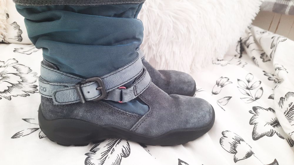 Ecco 30 19cm śniegowce kozaki ocieplane zamsz skóra granatowe