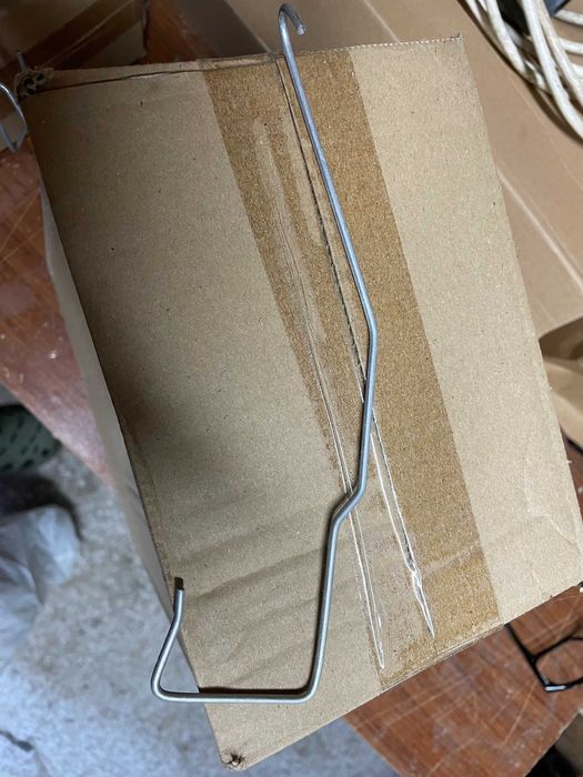 Spinka uniwersalna do dachówki ceramicznej MD - PL