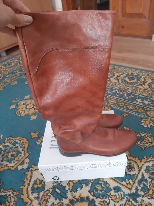 Кожаные осеннее сапоги на тоненьком флисе