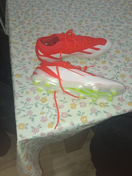 Chuteiras novas adidas