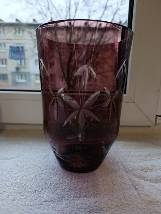 Ваза марганцевое стекло