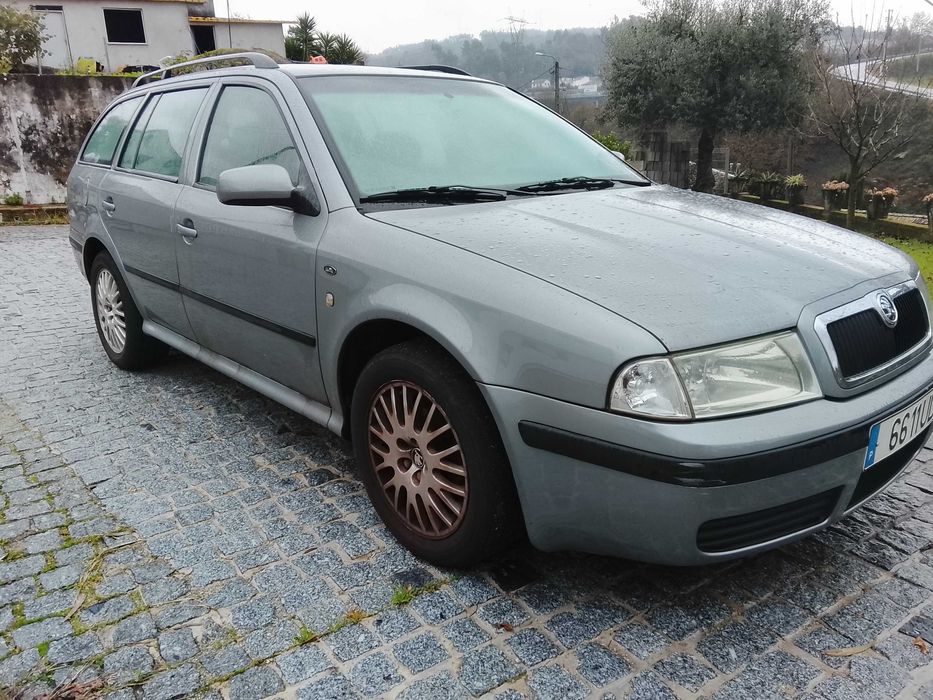 Skoda Octavia 1.6 gasolina