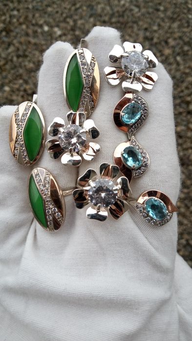 Срібні набори, комплекти срібні з золотою вставкою 925