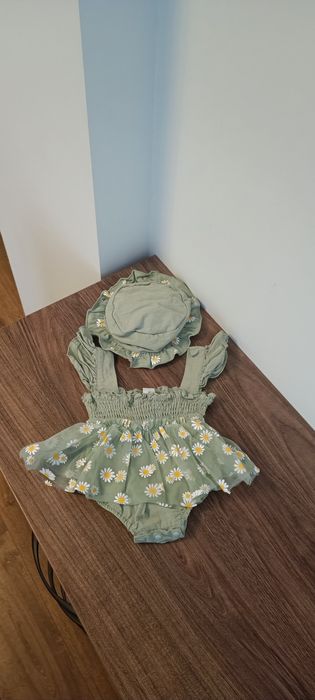 Костюми  дитячі на вік 0-6місяців.
