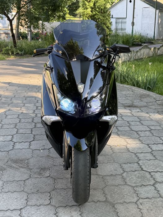 Продам Yamaha T-Max 530