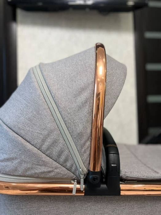 Продам коляску 3в1 Carello Aurora