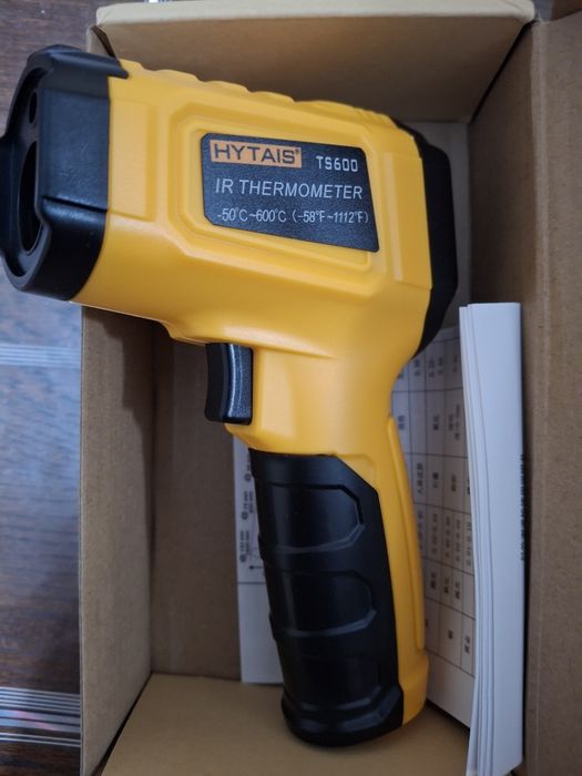 Термометр TS-600  інфрачервоний
