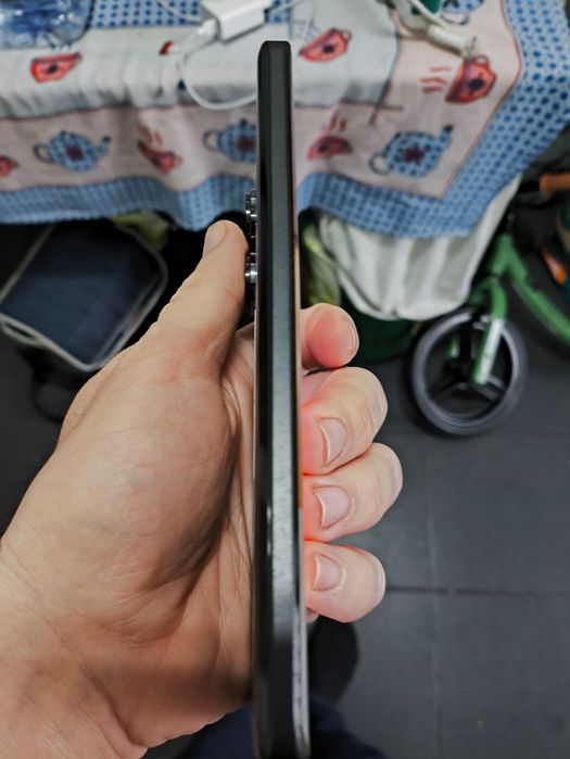 Vendo Redmi Note 13 Pro + 512gb em bom estado com factura