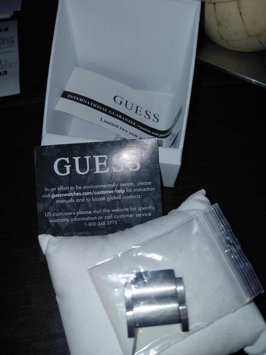 Relógio Guess em aço