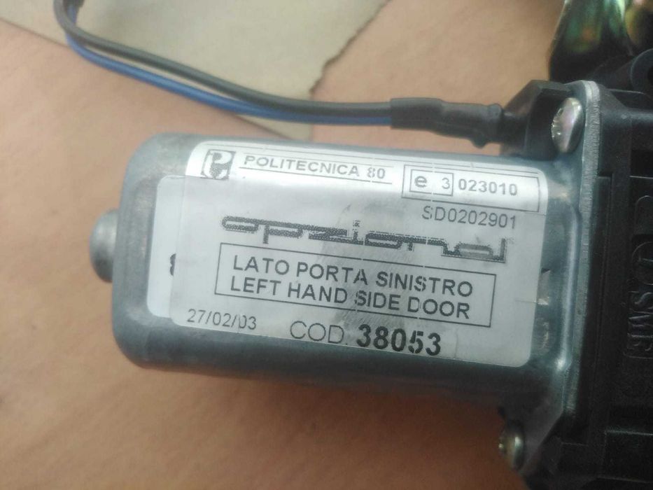 Elevador Elétrico 5 Portas NOVO Opel Corsa Frente Esquerdo 1993