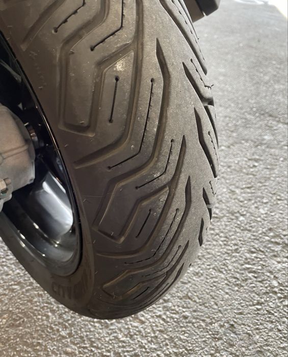 BMW C400 X cor preta