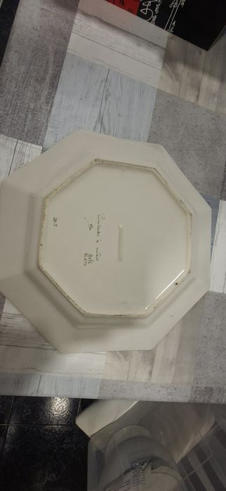 Terrina e prato antigas pintados a mão