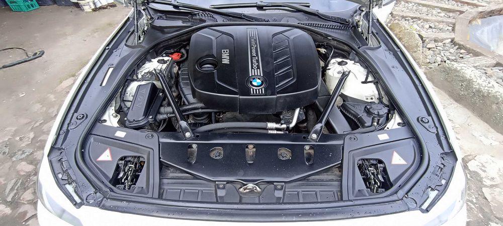 zderzak przód przedni bmw 525 d f10 12r lak 300 alpine weiss