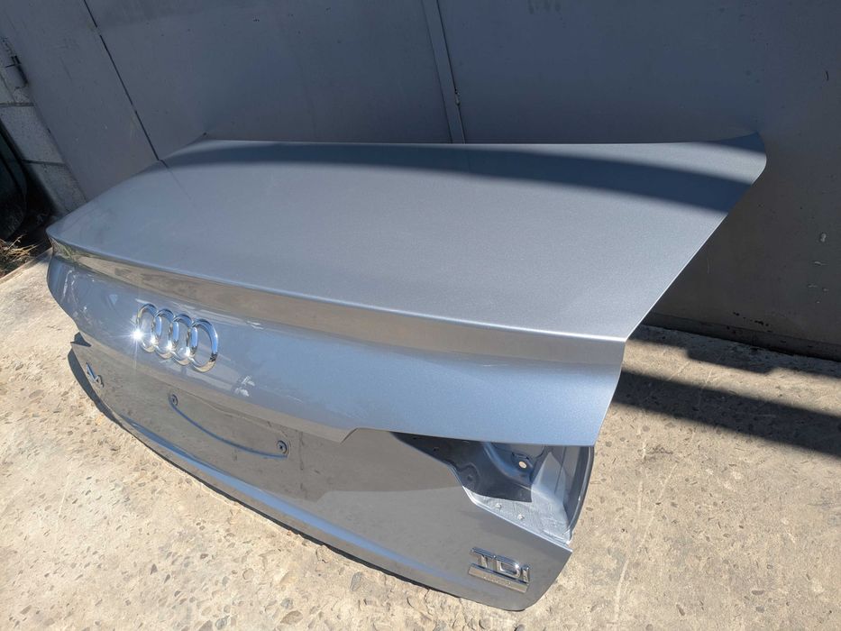 Кришка Багажника Audi A4 B9 Колір LZ7G Ауді А4Б9 Оригинал
