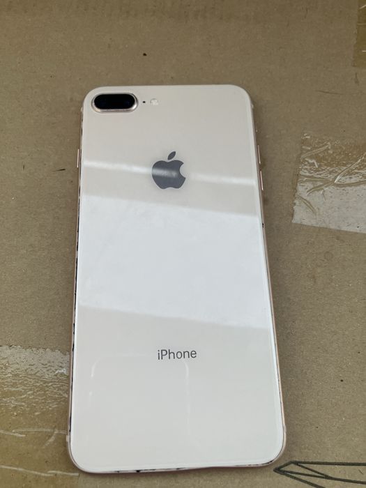 Iphone 8 Plus 64 gb White SE 2020 black